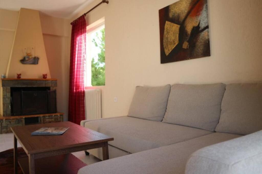 Anestis Apartment อากราตา ภายนอก รูปภาพ