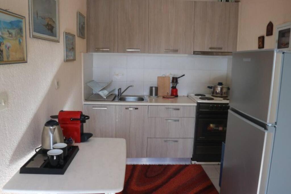 Anestis Apartment อากราตา ภายนอก รูปภาพ